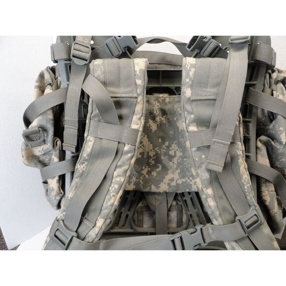 MOLLE 2 Modular LightWeight Load Carrying Equipment LARGE FRAME RUCKSACK Camo - Picture 10 of 12